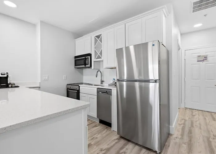 Hotel Coconut Malorie Ocean City, An Ascend Collection